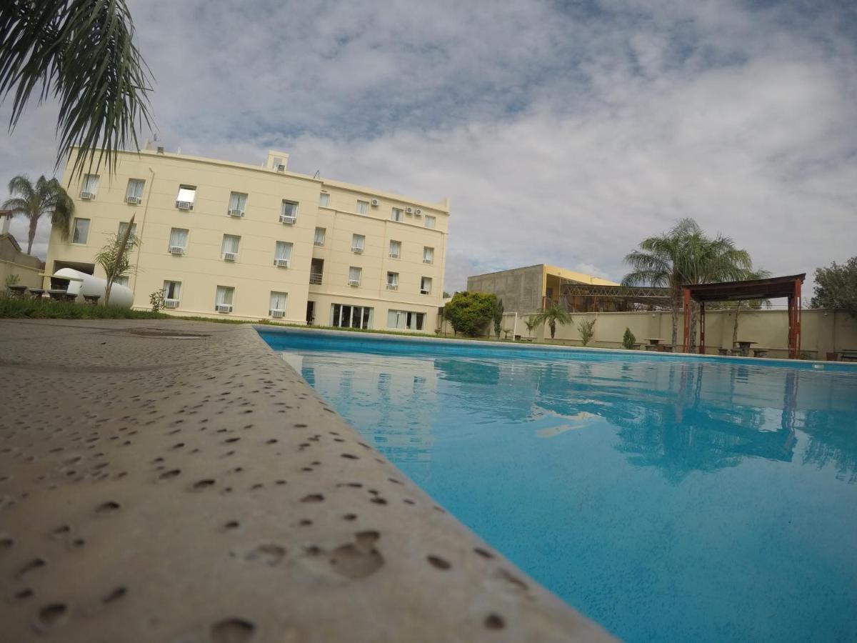 Hotel Del Centro Aimogasta Dış mekan fotoğraf