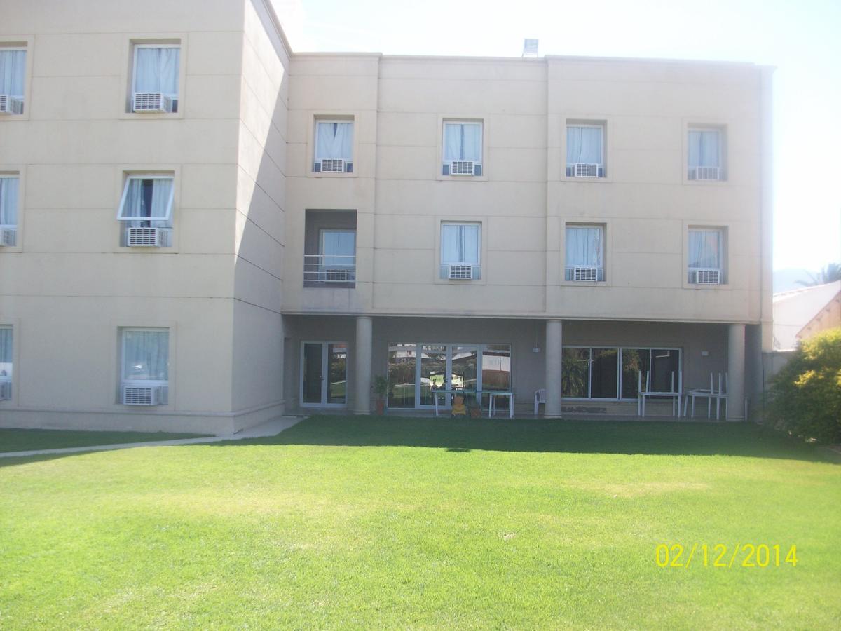 Hotel Del Centro Aimogasta Dış mekan fotoğraf