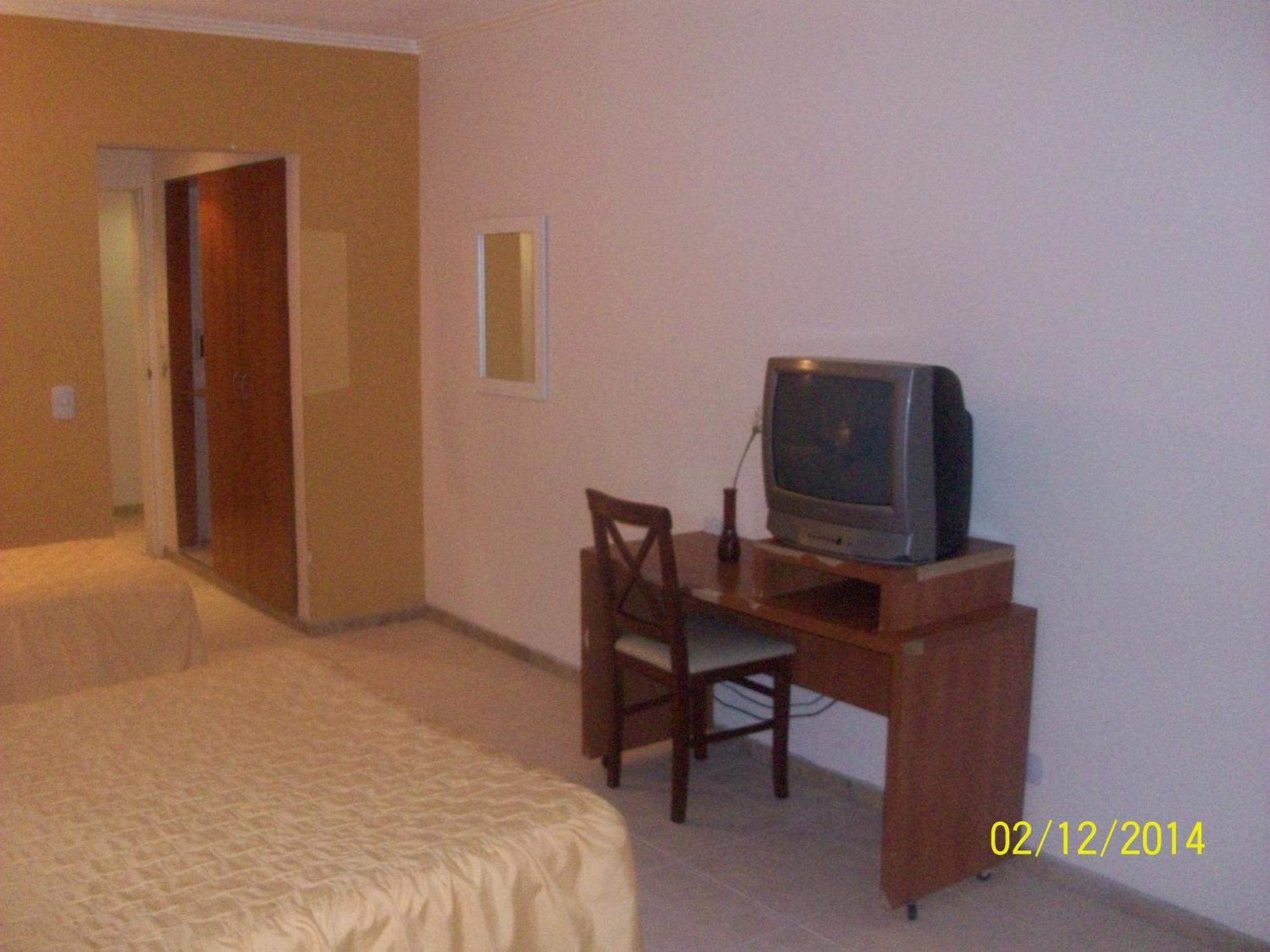 Hotel Del Centro Aimogasta Dış mekan fotoğraf