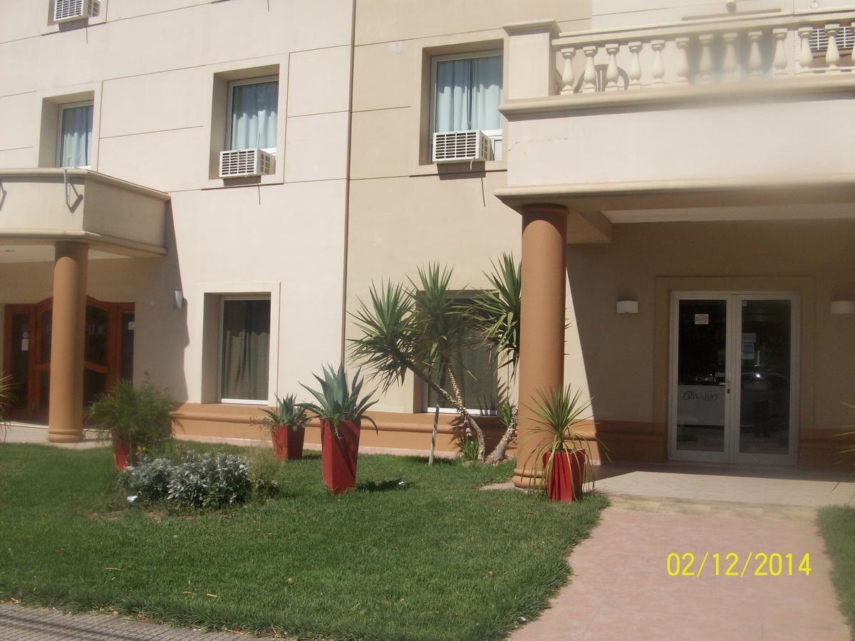Hotel Del Centro Aimogasta Dış mekan fotoğraf